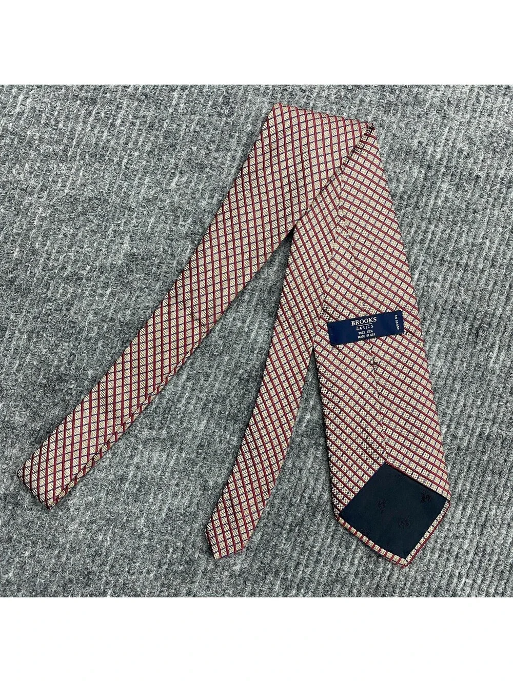 Brooks Brothers Basics Necktie Red Blue Striped Plaid Pure Silk Tie Made In USA